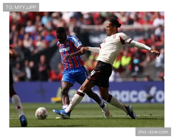 萨拉赫助攻范戴克破门 利物浦锋线核心作用凸显 萨拉赫助攻范戴克破门 利物浦锋线核心作用凸显